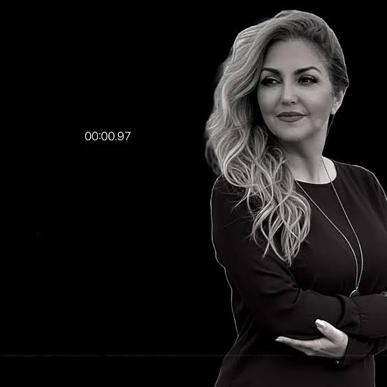 دانلود آهنگ شکیلا شمع و پروانه منم